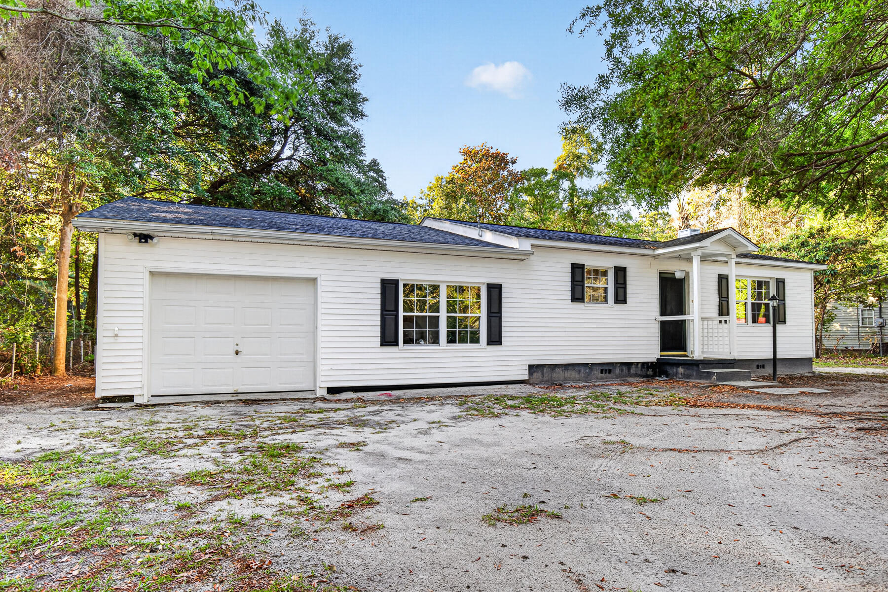 727 Levee Drive Moncks Corner, SC 29461 - Photo 11 of 60 MD-11