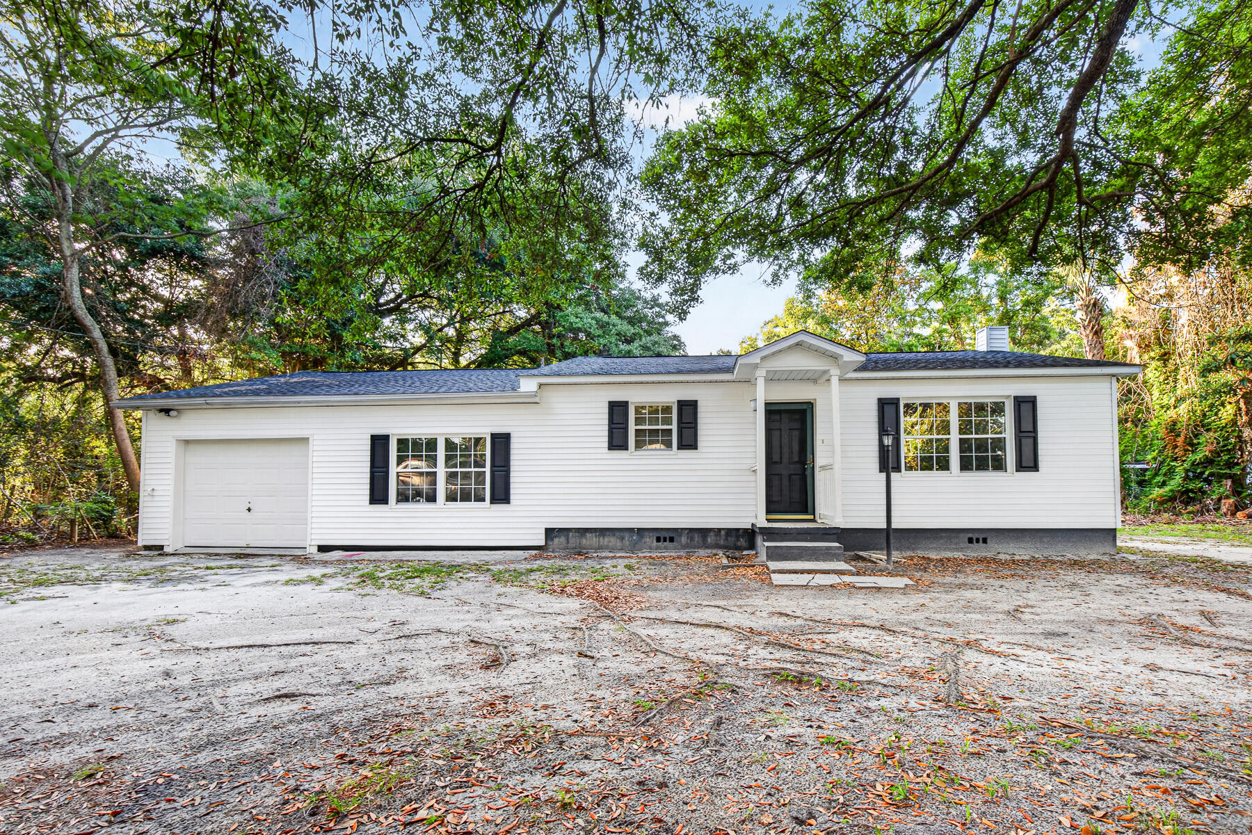 727 Levee Drive Moncks Corner, SC 29461 - Photo 5 of 60 MD-5