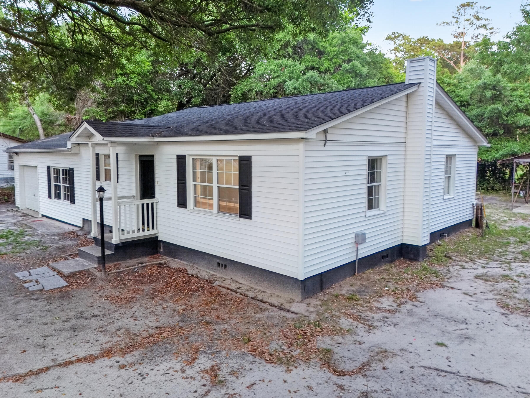 727 Levee Drive Moncks Corner, SC 29461 - Photo 10 of 60 MD-10