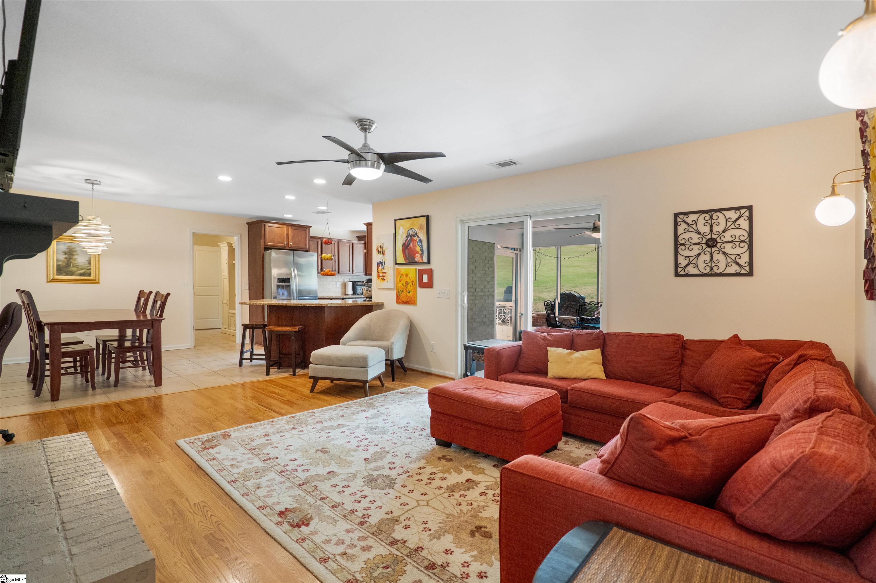 6 Colvin Road Greenville, SC 29615 - Photo 5 of 34 Gallery Image 5