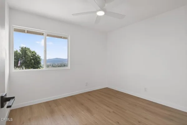 $1,199,000 | 921 Calle Pinata, Thousand Oaks, CA 91360