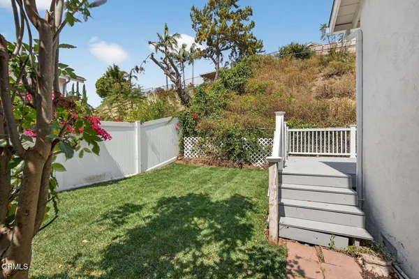 $1,199,000 | 921 Calle Pinata, Thousand Oaks, CA 91360