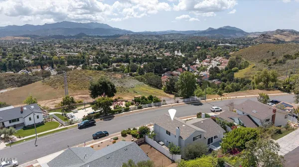 $1,199,000 | 921 Calle Pinata, Thousand Oaks, CA 91360