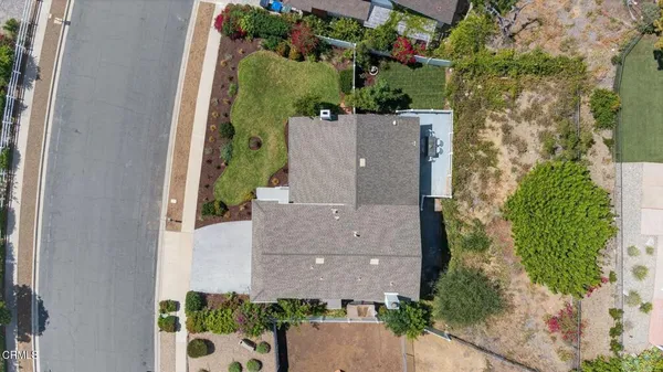 $1,199,000 | 921 Calle Pinata, Thousand Oaks, CA 91360