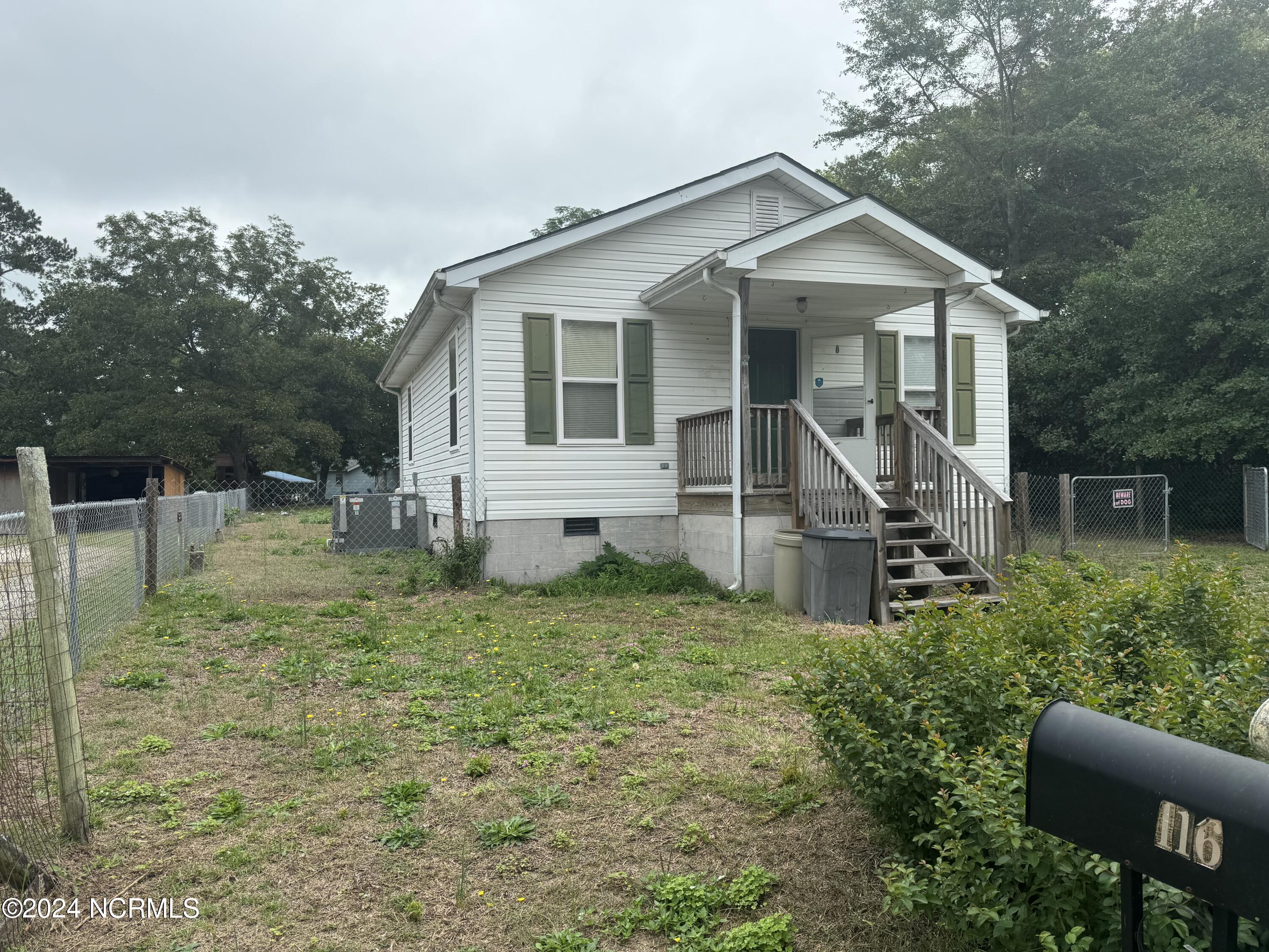 116 Blewett Avenue Rockingham, NC 28379 - Photo 1 of 8 IMG_0105