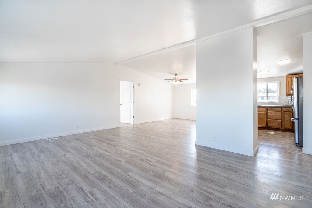 8635 Harris Road Northeast Moses Lake, WA 98837 - Photo 14 of 40 Gallery Image 14