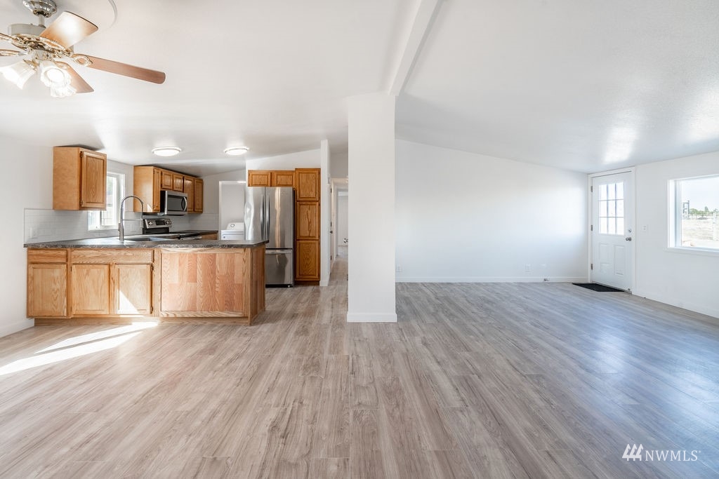 8635 Harris Road Northeast Moses Lake, WA 98837 - Photo 17 of 40 Gallery Image 17