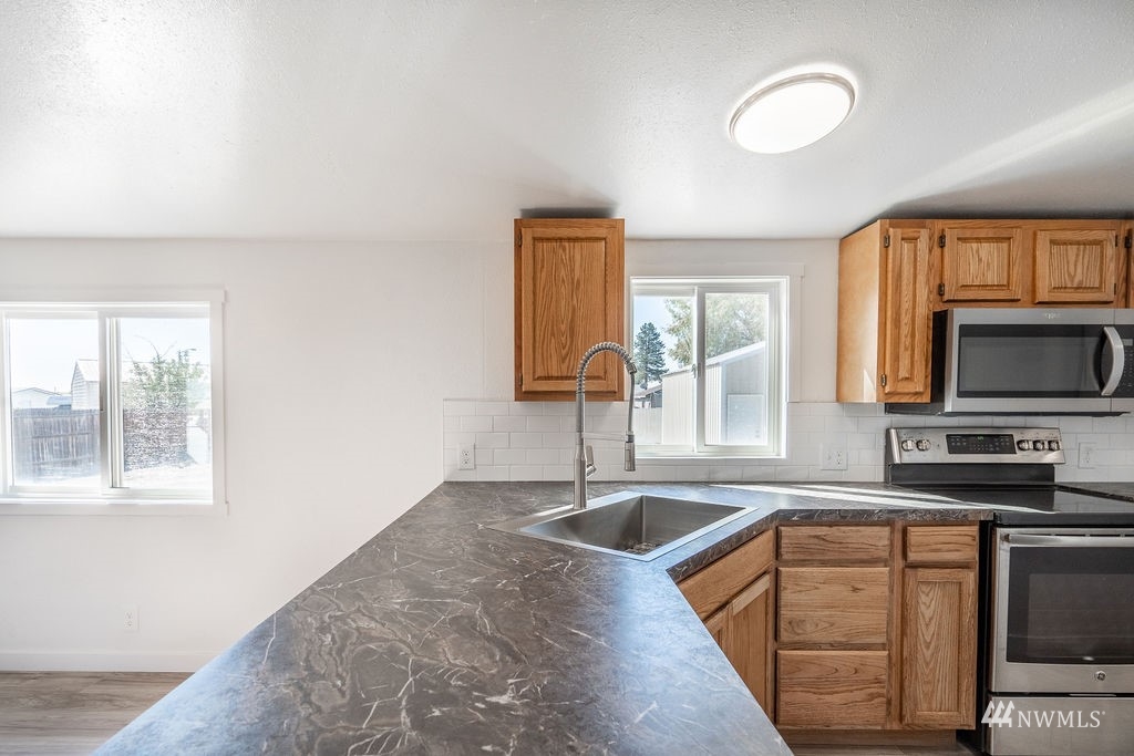 8635 Harris Road Northeast Moses Lake, WA 98837 - Photo 21 of 40 Gallery Image 21