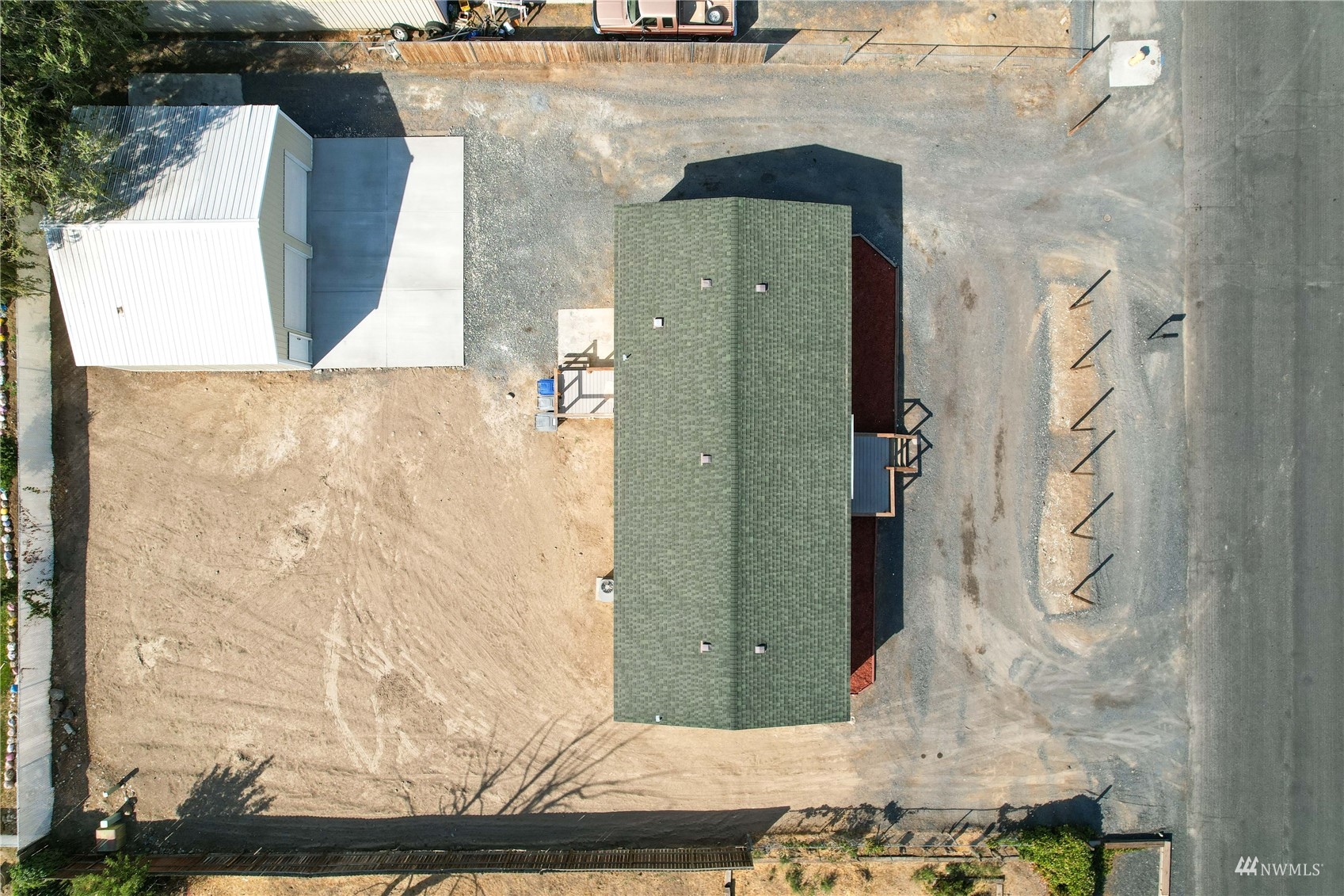 8635 Harris Road Northeast Moses Lake, WA 98837 - Photo 3 of 40 Gallery Image 3