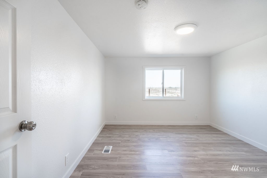 8635 Harris Road Northeast Moses Lake, WA 98837 - Photo 32 of 40 Gallery Image 32