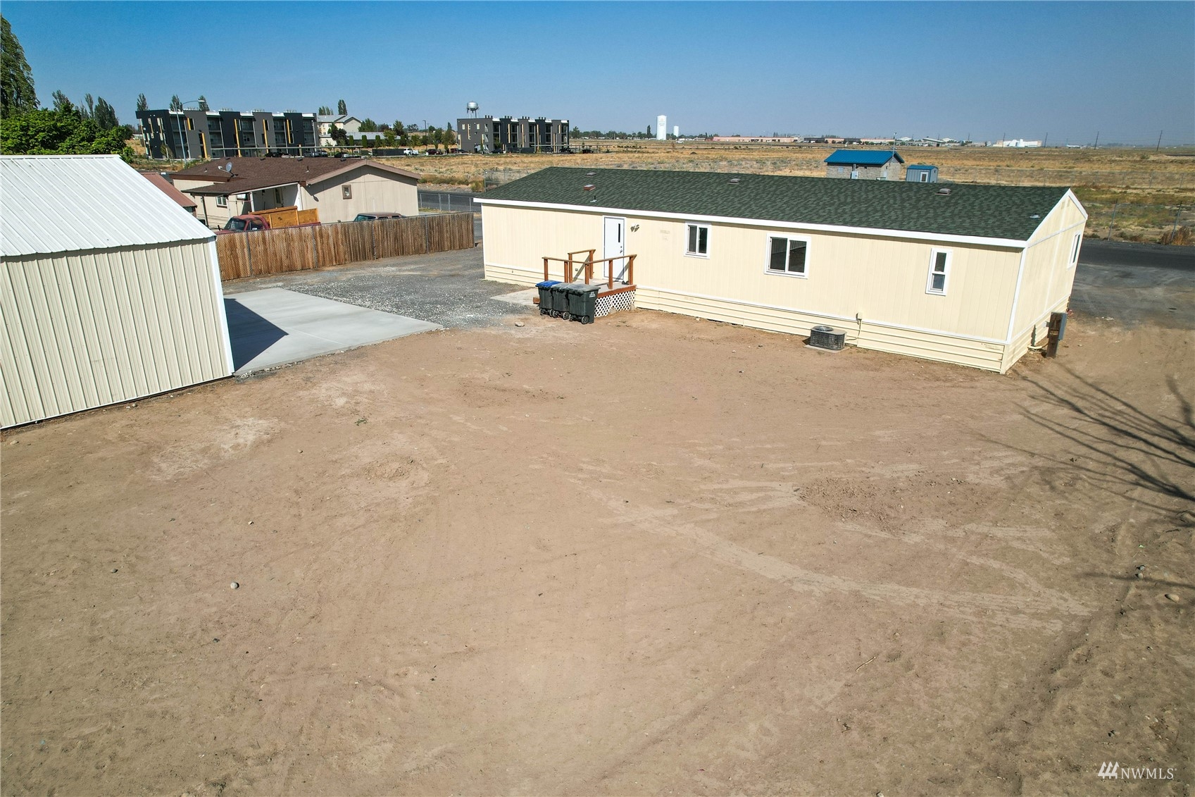 8635 Harris Road Northeast Moses Lake, WA 98837 - Photo 4 of 40 Gallery Image 4