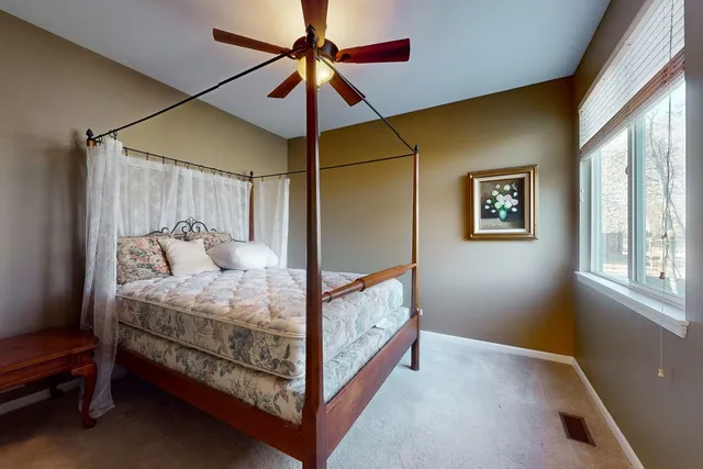 $1,187,000 | 5670 Brentwood Drive, Hoffman Estates, IL 60192