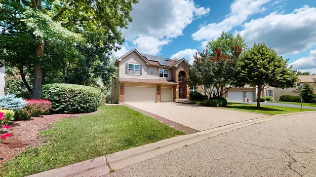 $1,187,000 | 5670 Brentwood Drive, Hoffman Estates, IL 60192