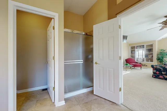 $1,187,000 | 5670 Brentwood Drive, Hoffman Estates, IL 60192