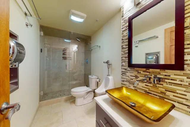 $1,187,000 | 5670 Brentwood Drive, Hoffman Estates, IL 60192