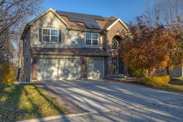 $1,187,000 | 5670 Brentwood Drive, Hoffman Estates, IL 60192