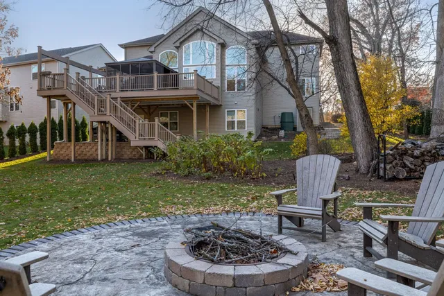 $1,187,000 | 5670 Brentwood Drive, Hoffman Estates, IL 60192