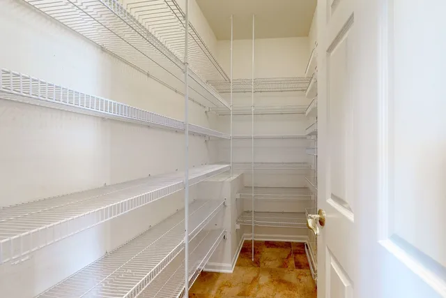 $1,187,000 | 5670 Brentwood Drive, Hoffman Estates, IL 60192