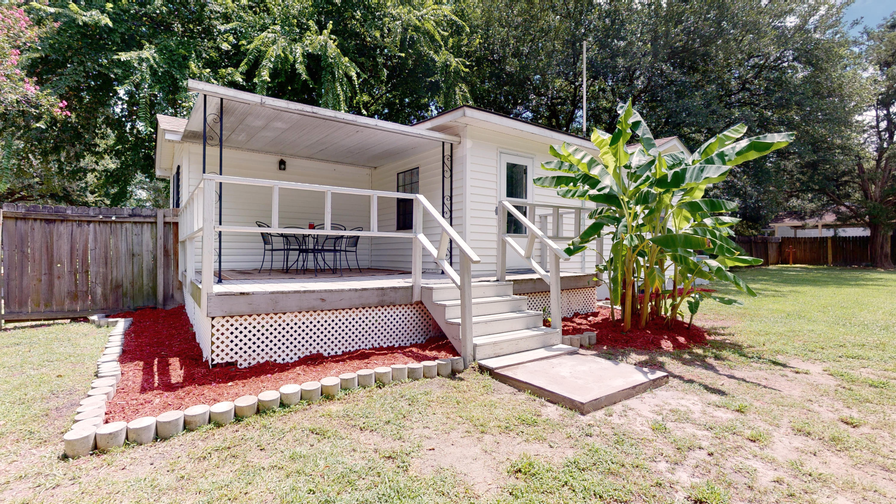 147 Reed Street Summerville, SC 29483 - Photo 18 of 22 back1