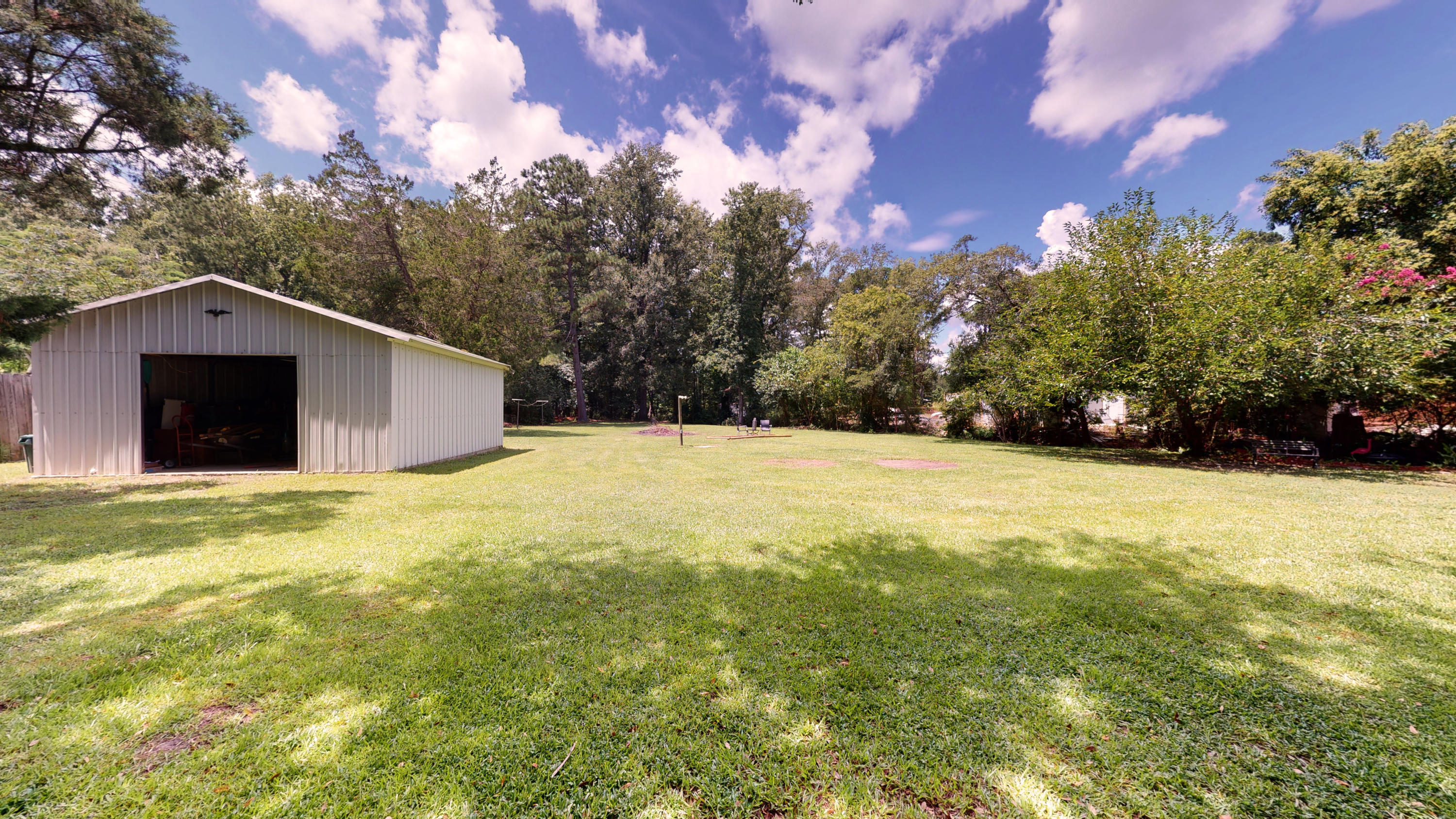 147 Reed Street Summerville, SC 29483 - Photo 20 of 22 backyard2