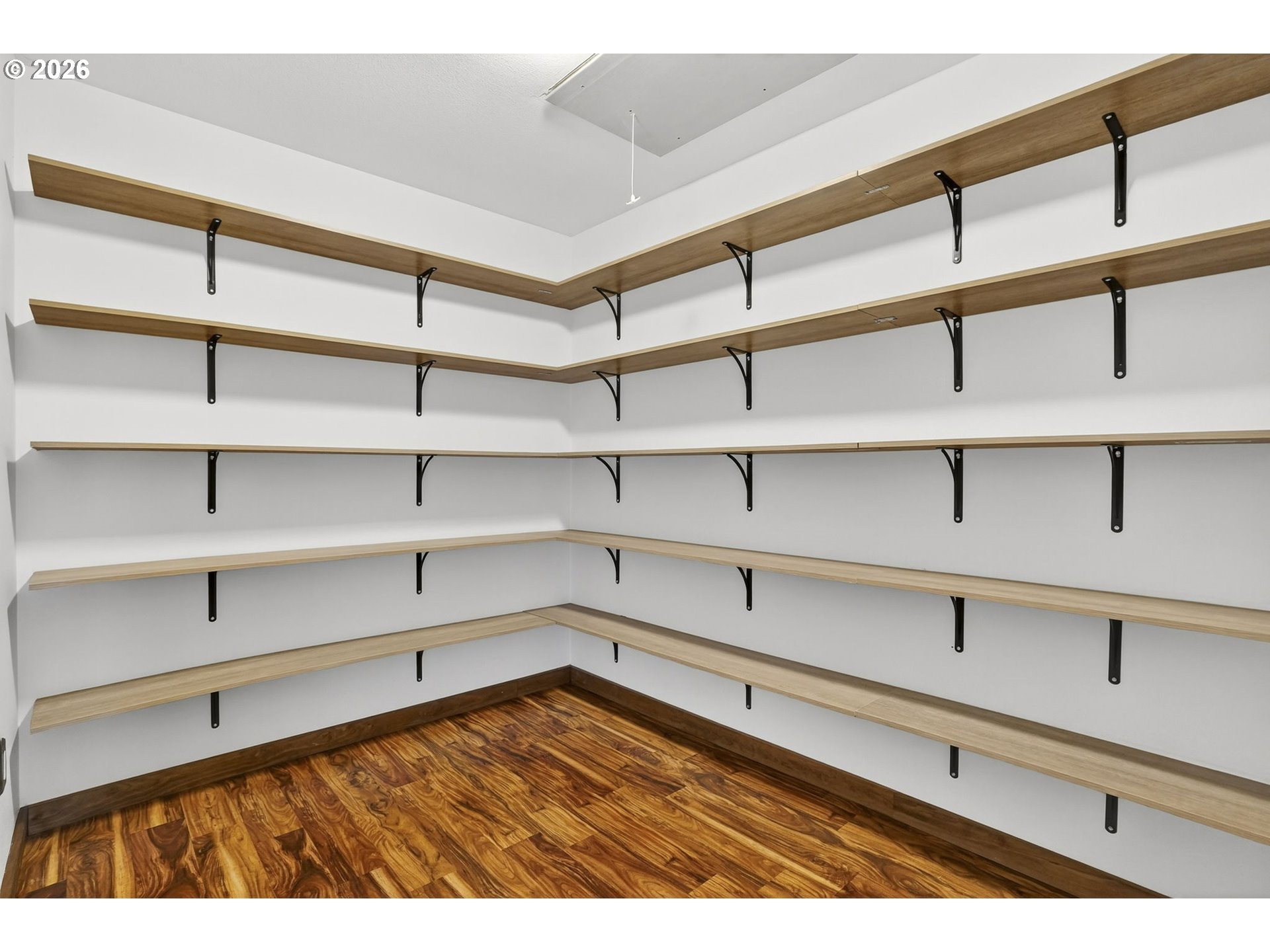 24677 Southeast Van Curen Road Eagle Creek, OR 97022 - Photo 23 of 48 a view of a room with shelf