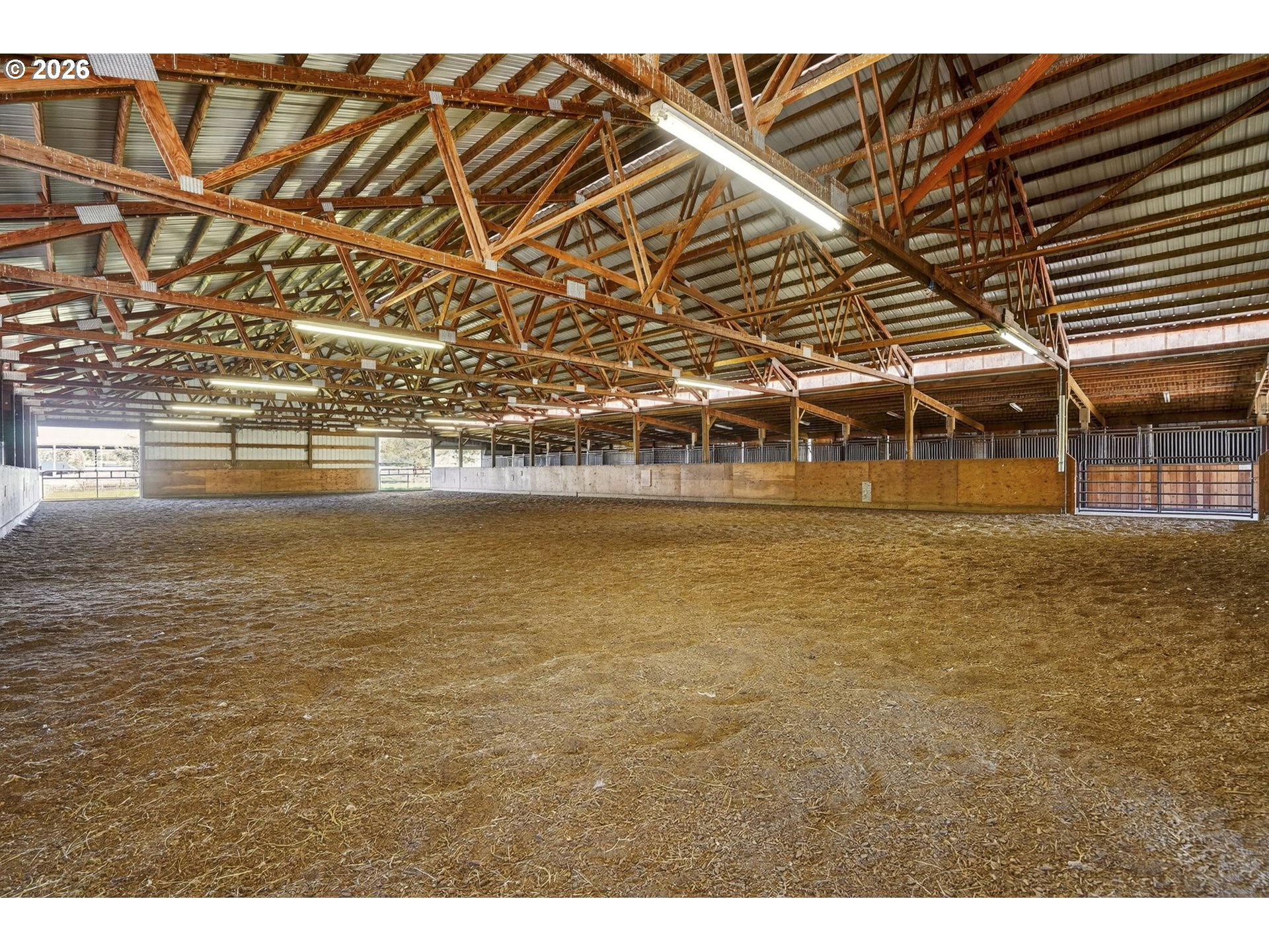 24677 Southeast Van Curen Road Eagle Creek, OR 97022 - Photo 42 of 48 a view of a large building