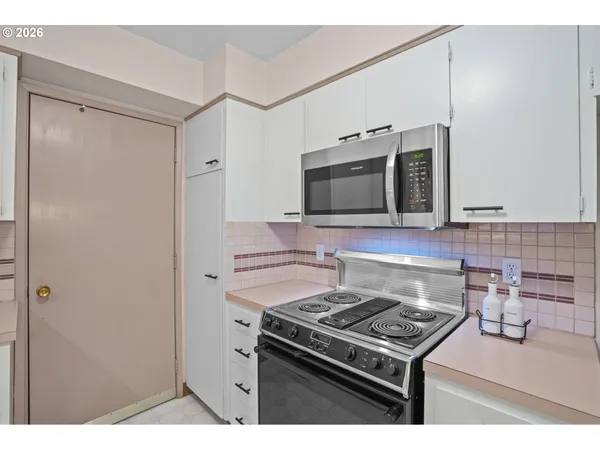 $450,000 | 10531 Southeast Long Street, Portland, OR 97266