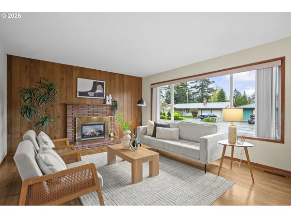 $450,000 | 10531 Southeast Long Street, Portland, OR 97266