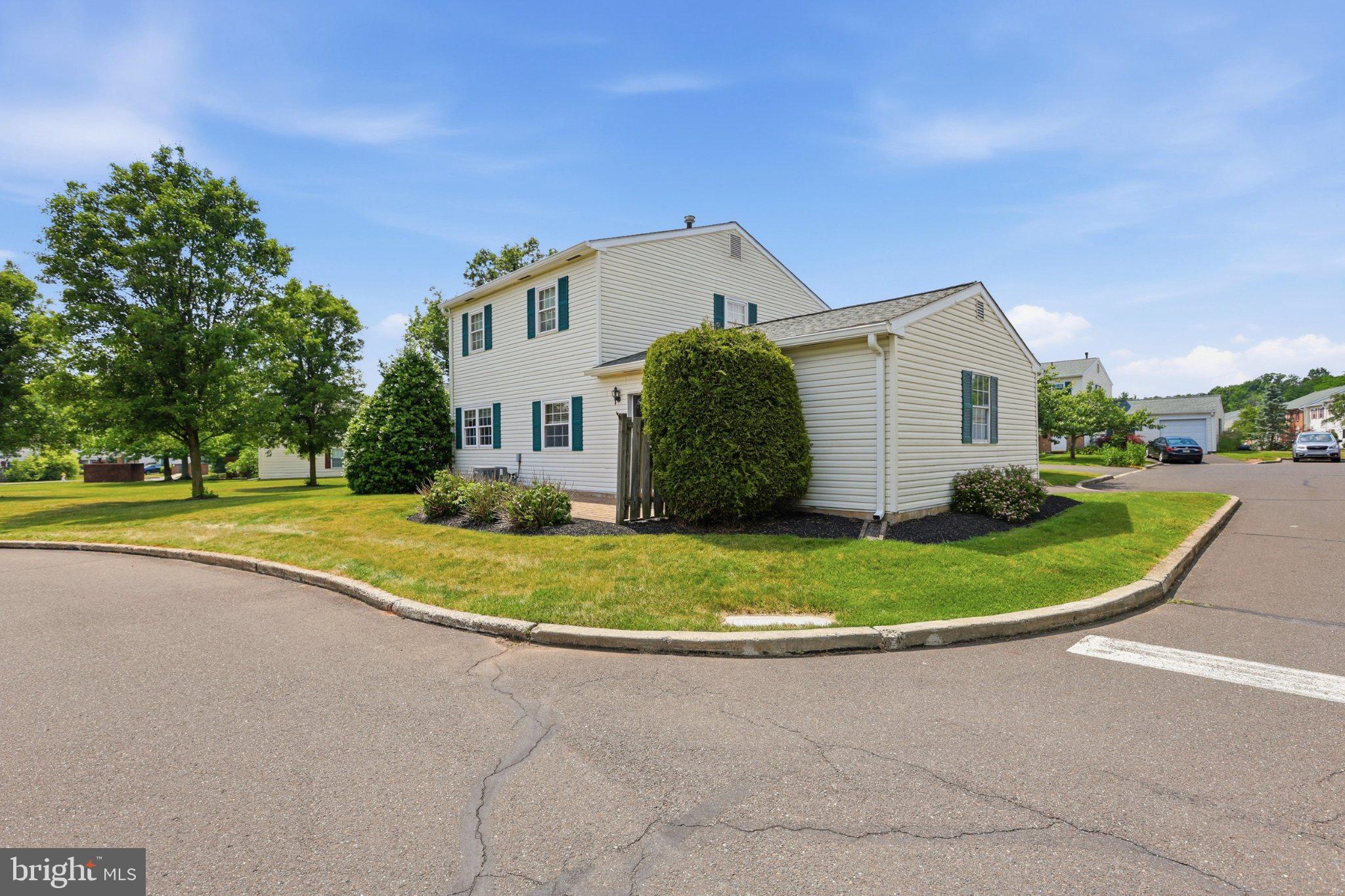 1725 Rosedale Court Lansdale, PA 19446 - Photo 3 of 25