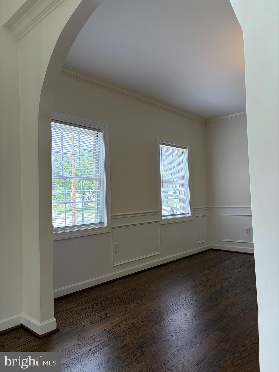 6711 Greendale Road Alexandria, VA 22310 - Photo 6 of 35 Formal Dining