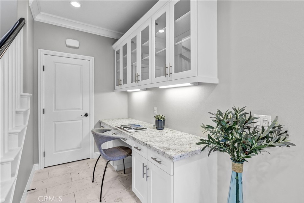 119 Patton Way Tustin, CA 92782 - Photo 20 of 58