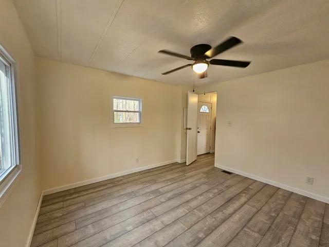 $284,900 | 11 Gray Road, Barnstead, NH 03218