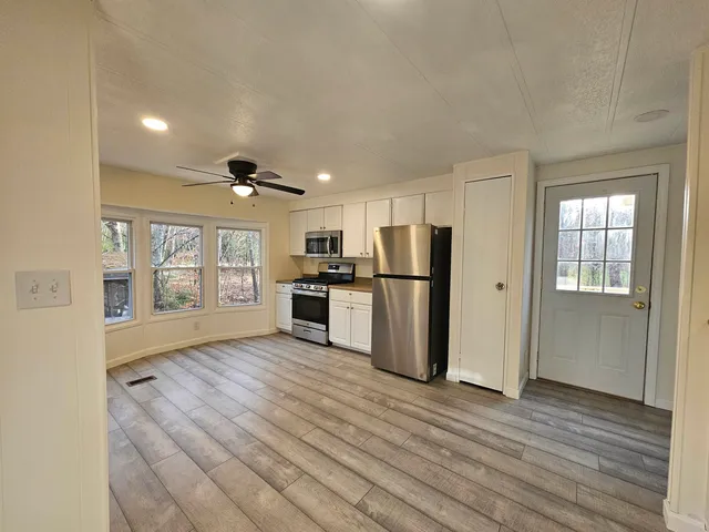 $284,900 | 11 Gray Road, Barnstead, NH 03218