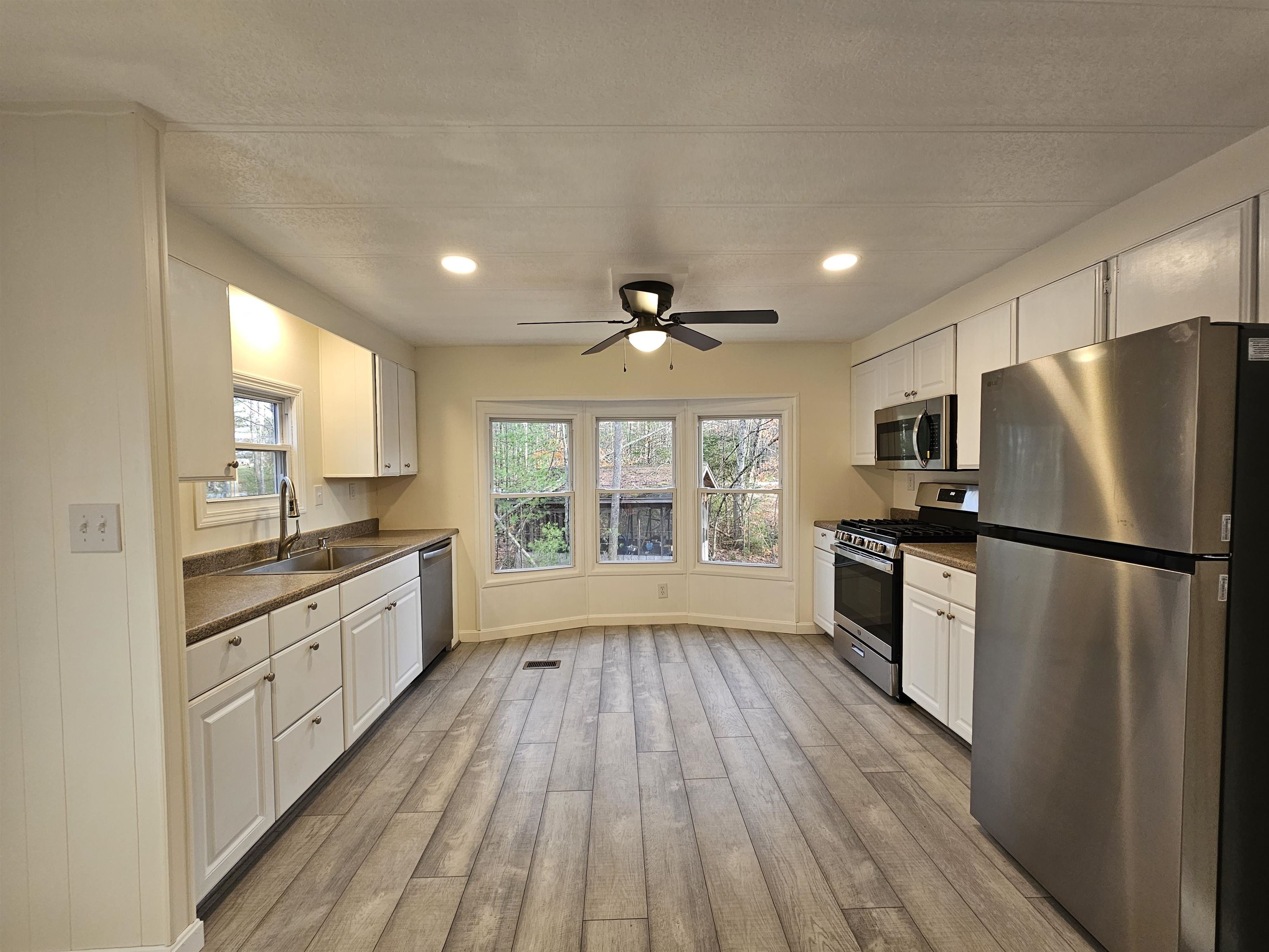 11 Gray Road Barnstead, NH 03218 - Photo 5 of 27