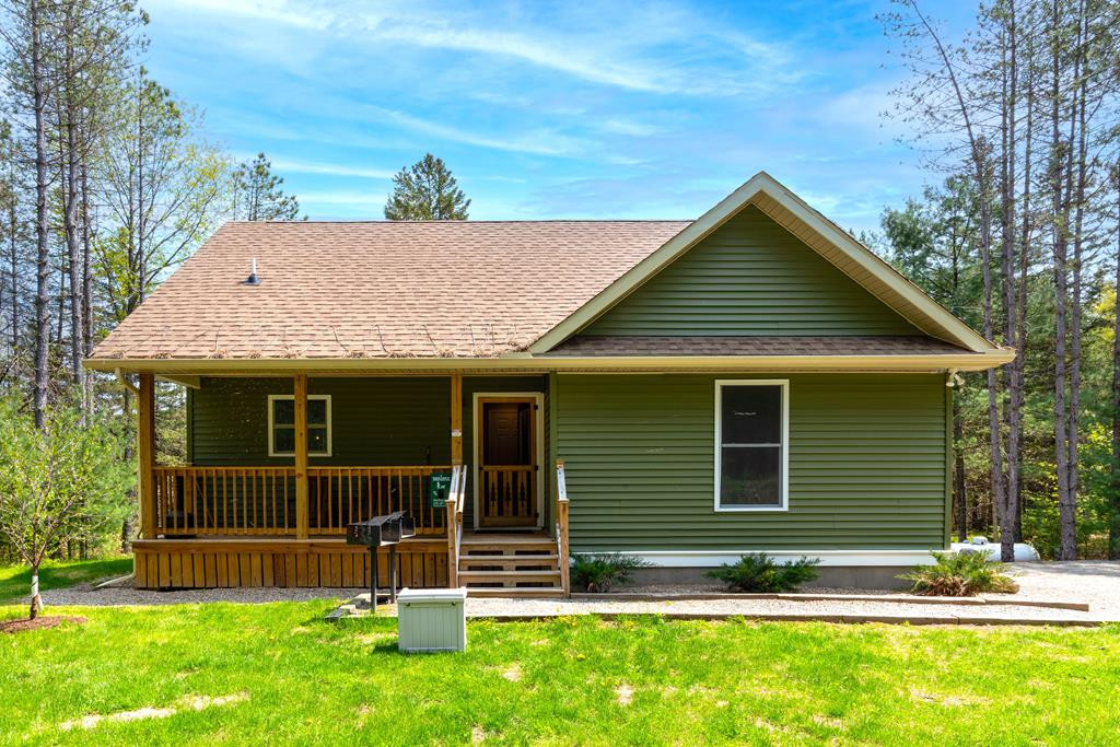 59 Hardy Road Wilmington, NY 12997 - Photo 1 of 33 Gallery Image 1