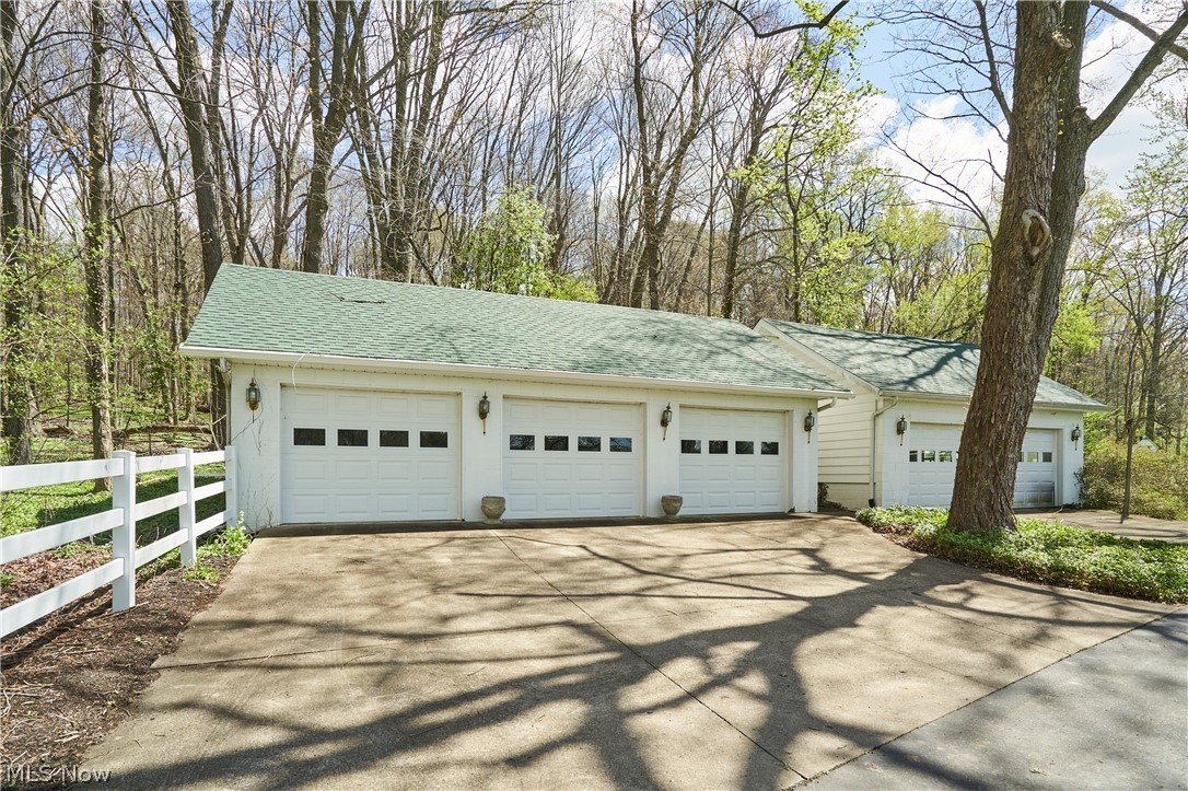 535 Crystal Lake Road Akron, OH 44333 - Photo 40 of 40