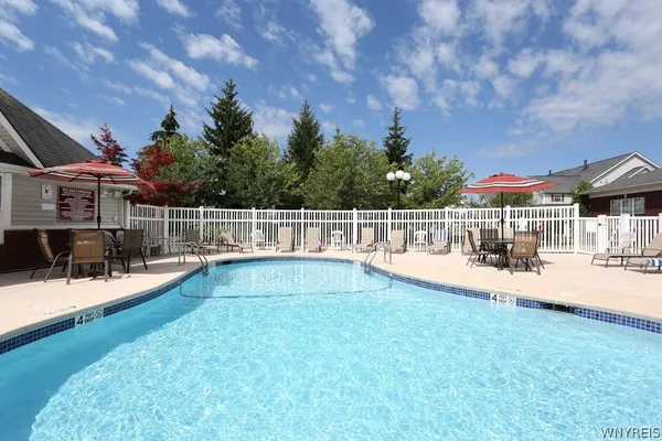 $1,993 | 5 Autumn Creek Lane, Unit CPLAN, Amherst, NY 14051