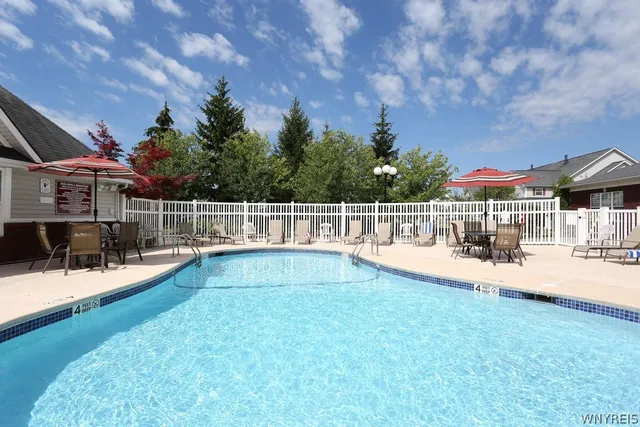 $1,993 | 5 Autumn Creek Lane, Unit CPLAN, Amherst, NY 14221