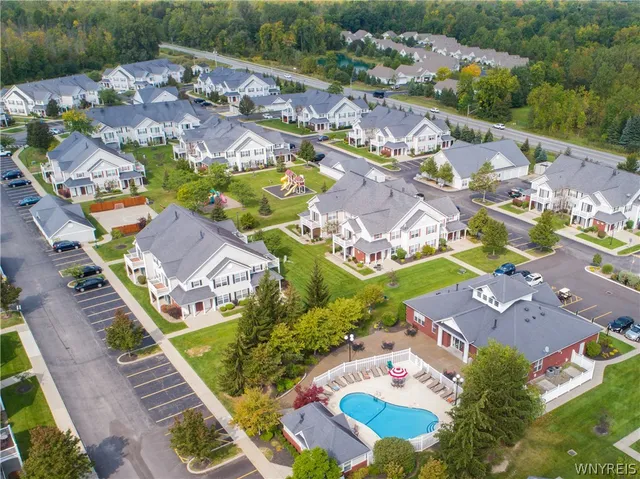 $1,993 | 5 Autumn Creek Lane, Unit CPLAN, Amherst, NY 14221