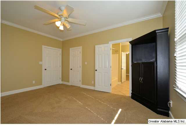 315 Christopher Cove Sterrett, AL 35147 - Photo 18 of 32