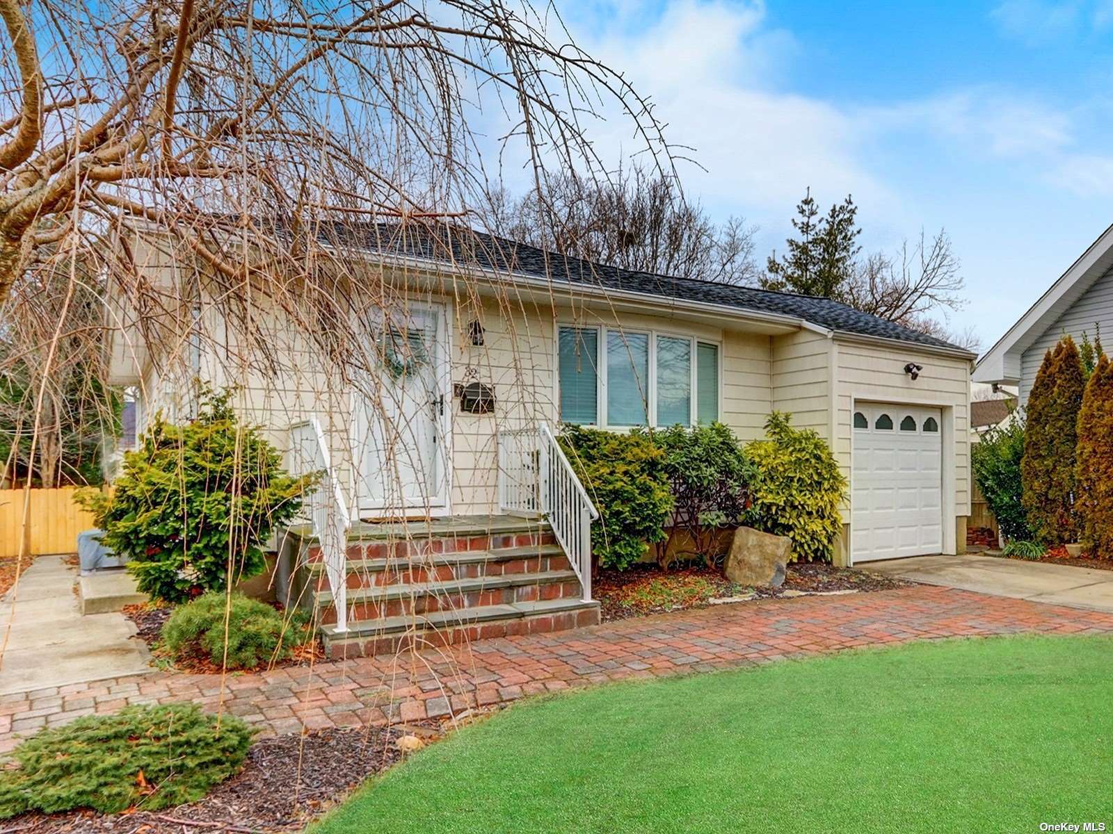 32 Balcom Road Farmingdale, NY 11735 - Photo 1 of 1 Gallery Image 1