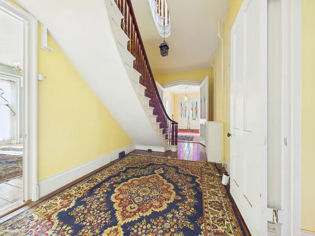 $899,900 | 181 Washington Street, Fairhaven, MA 02719