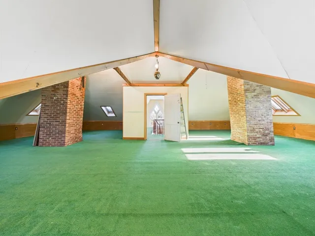 $899,900 | 181 Washington Street, Fairhaven, MA 02719