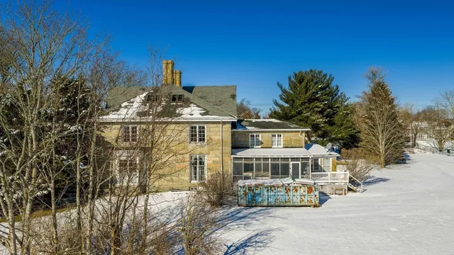 $899,900 | 181 Washington Street, Fairhaven, MA 02719