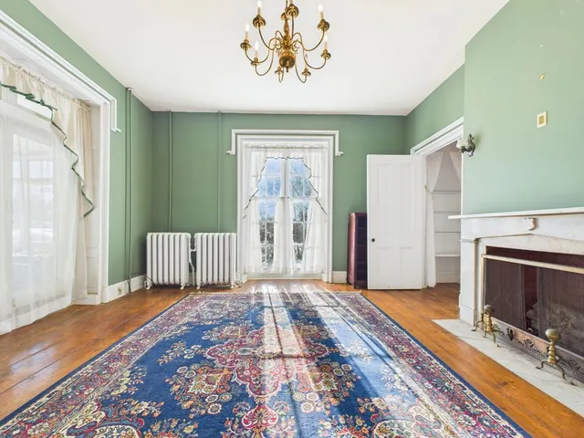 $899,900 | 181 Washington Street, Fairhaven, MA 02719