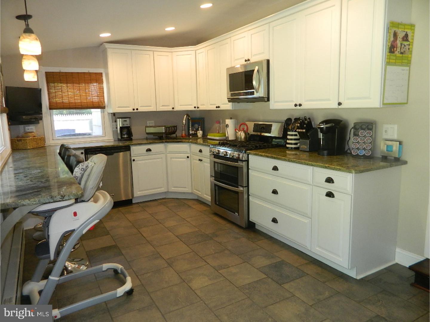 4827 Crosswicks Hamilton Square Road Hamilton, NJ 08620 - Photo 2 of 20