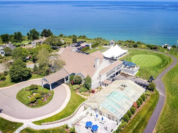 $388,500 | 94 Westcliff Drive, Unit 94, Plymouth, MA 02360