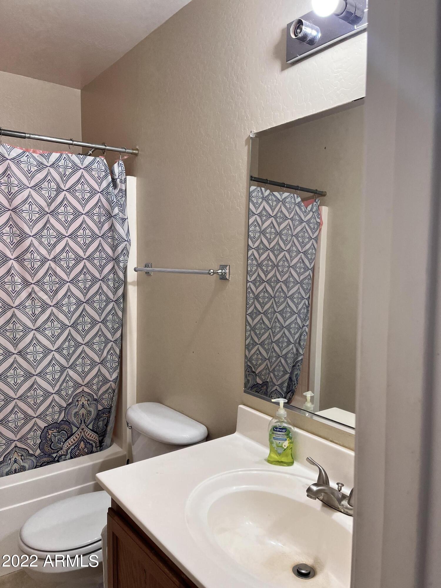 6541 West Riva Road Phoenix, AZ 85043 - Photo 32 of 32 IMG_0104