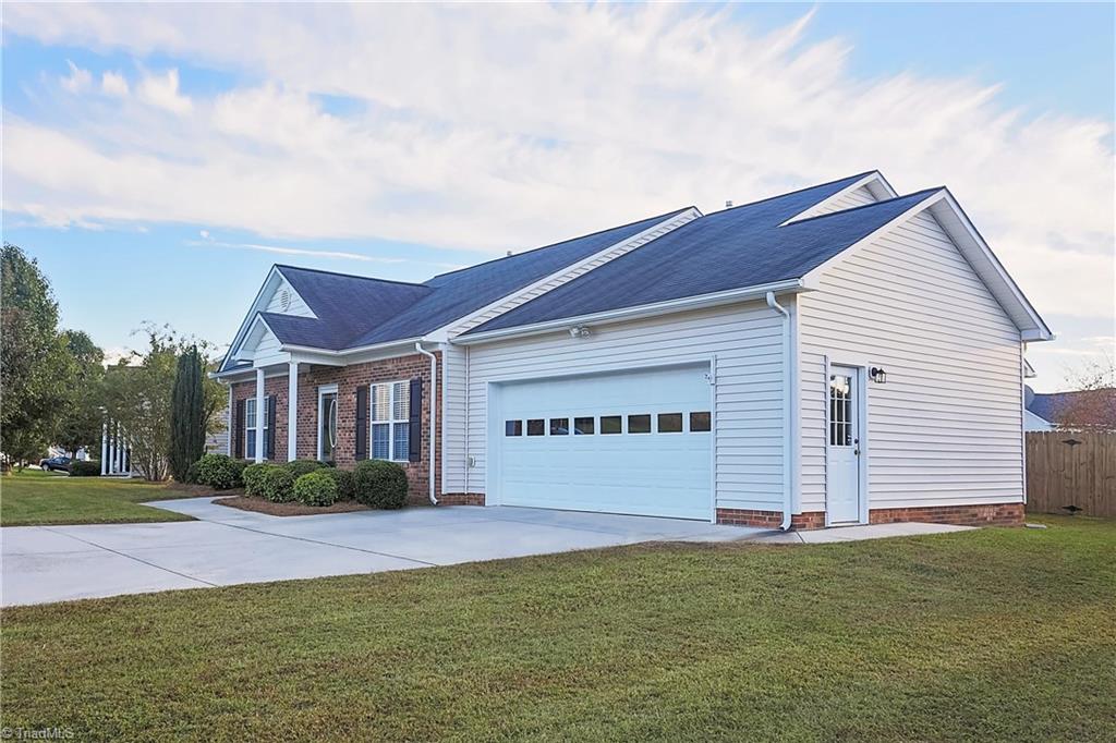 420 Barnsdale Ridge Road Kernersville, NC 27284 - Photo 2 of 25 Gallery Image 2