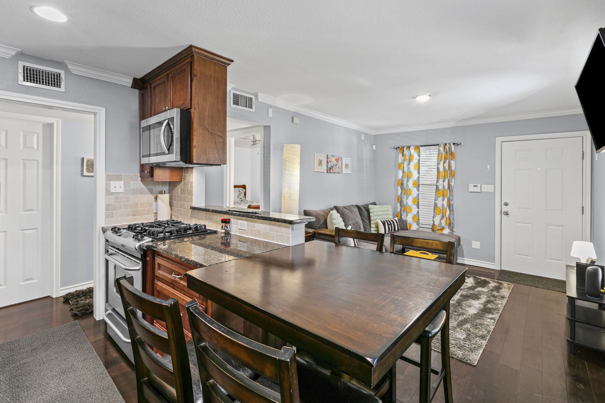 407 East 45th Street, Unit 116 Austin, TX 78751 - Photo 5 of 32